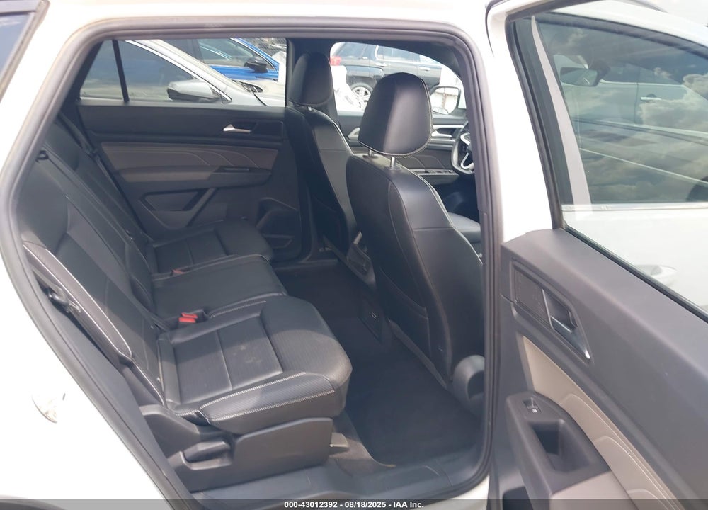 2022 VOLKSWAGEN ATLAS CROSS SPORT VIN: 1V2JE2CA9NC230565