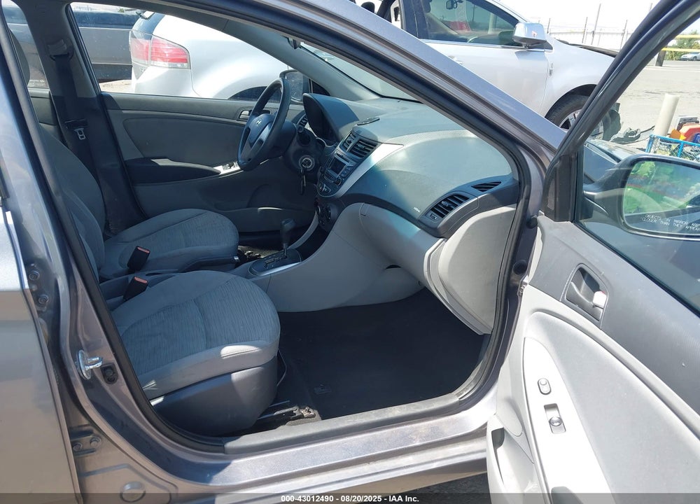 2016 HYUNDAI ACCENT SE VIN: KMHCT4AE1GU038678