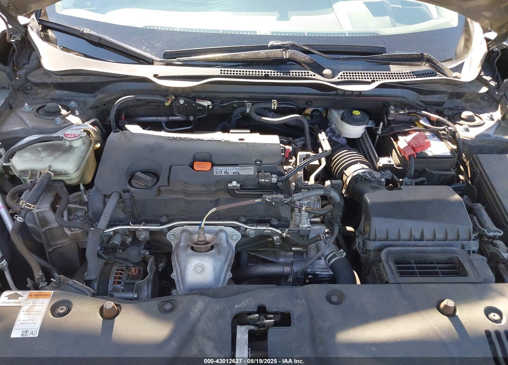 2018 HONDA CIVIC VIN: 2HGFC2F77JH574000