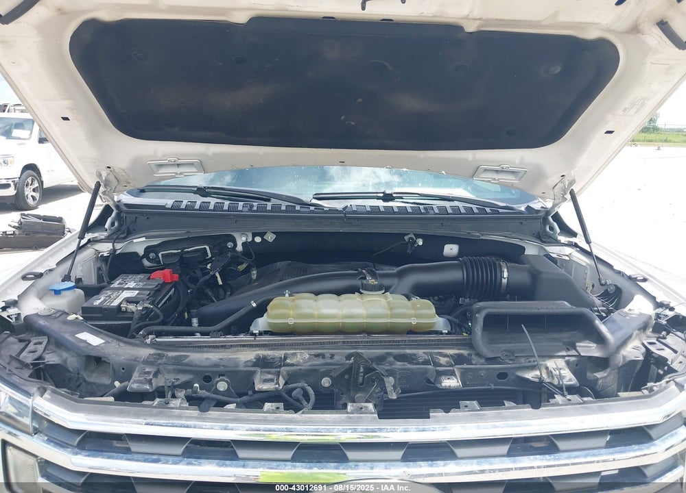 2019 FORD EXPEDITION XLT VIN: 1FMJU1HTXKEA69034
