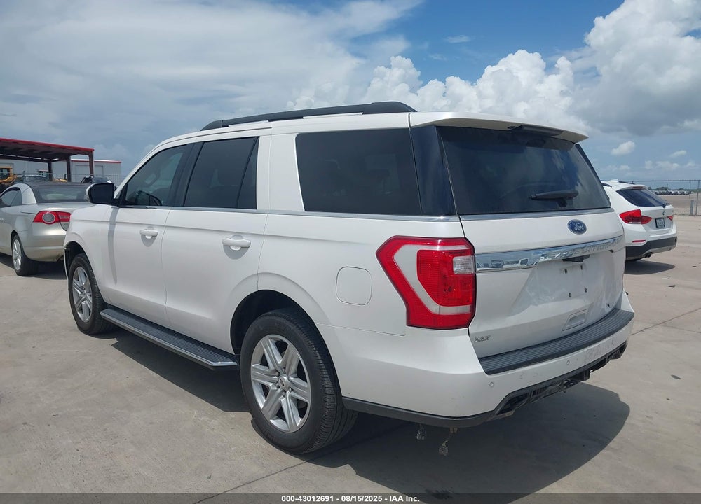 2019 FORD EXPEDITION XLT VIN: 1FMJU1HTXKEA69034