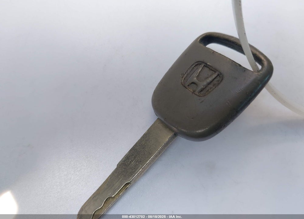 2005 HONDA ACCORD 2.4 LX VIN: 1HGCM564X5A121209