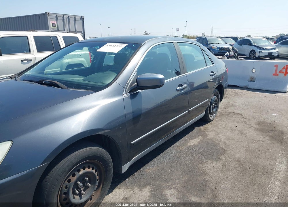 2005 HONDA ACCORD 2.4 LX VIN: 1HGCM564X5A121209