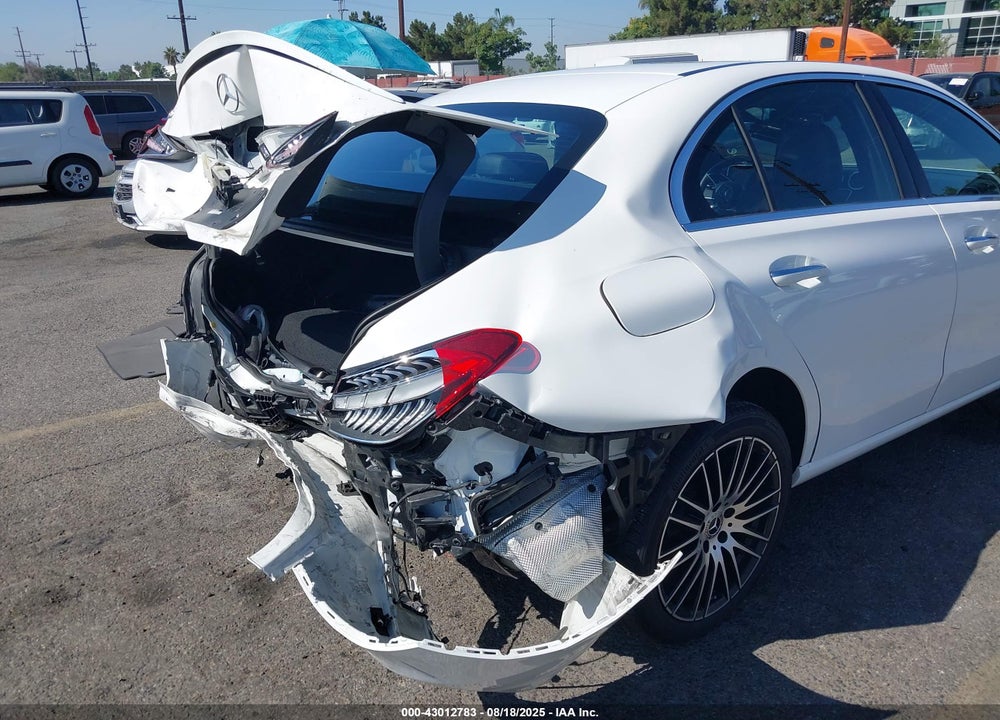 2024 MERCEDES-BENZ C 300 VIN: W1KAF4GB1RR221428