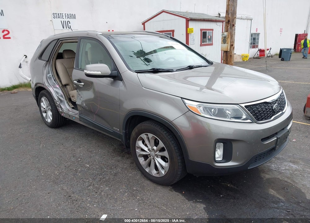 2015 KIA SORENTO EX V6 VIN: 5XYKUDA78FG645353