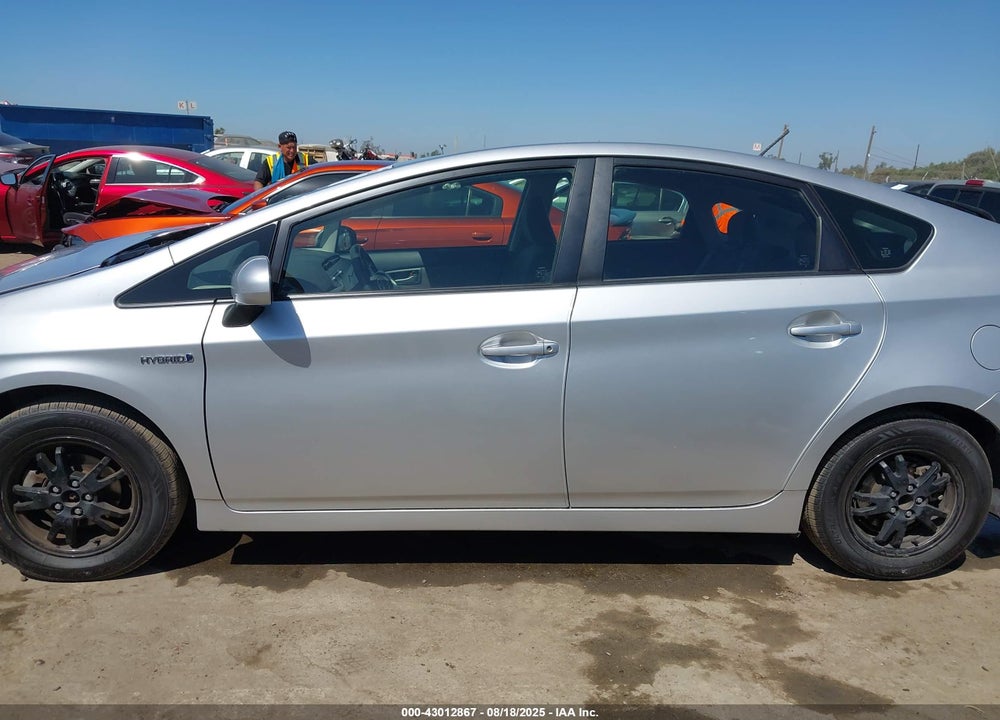 2012 TOYOTA PRIUS VIN: JTDKN3DU8C5501752