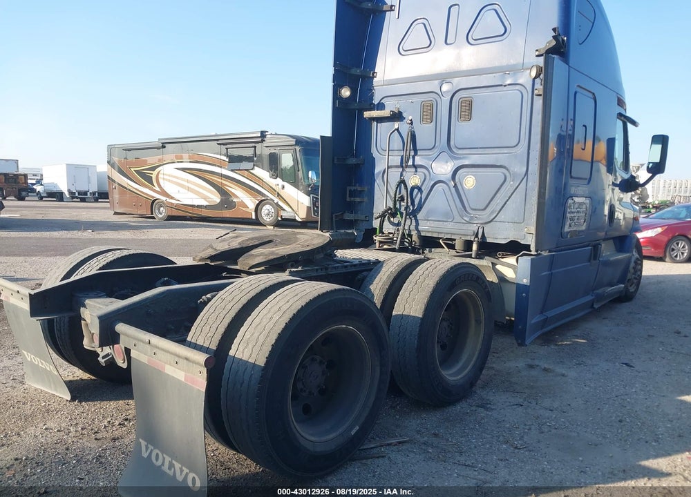2016 FREIGHTLINER CASCADIA 125 VIN: 3AKJGLD56GSGX2774