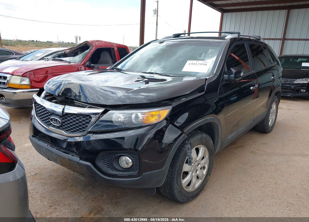 2013 KIA SORENTO LX VIN: 5XYKT3A69DG414947