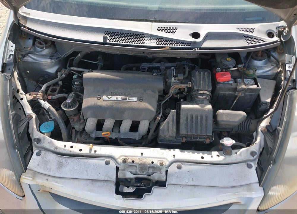 2007 HONDA FIT VIN: JHMGD384X7S036917
