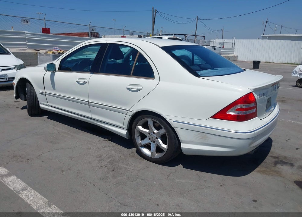 2007 MERCEDES-BENZ C 230 SPORT VIN: WDBRF52H07F909402
