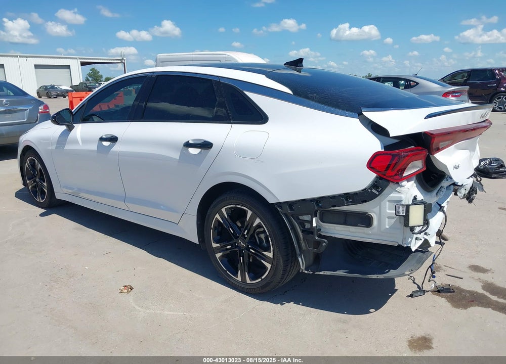 2022 KIA K5 VIN: 5XXG64J28NG084806