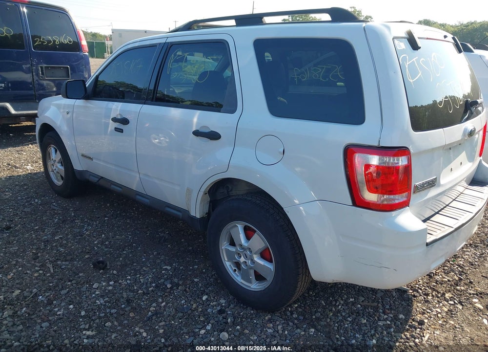 2008 FORD ESCAPE VIN: 1FMCU03128KE02278