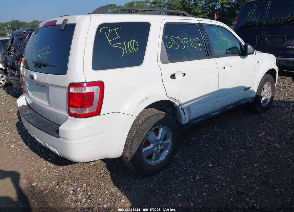 2008 FORD ESCAPE VIN: 1FMCU03128KE02278