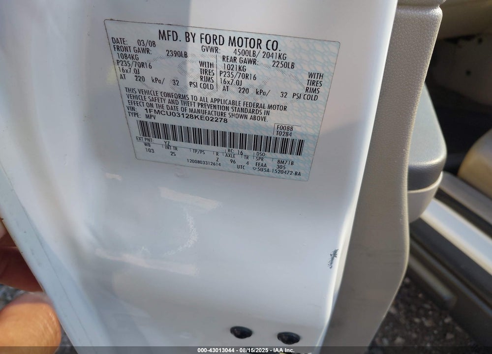 2008 FORD ESCAPE VIN: 1FMCU03128KE02278
