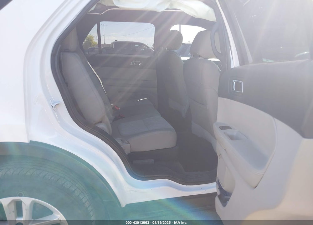 2015 FORD EXPLORER VIN: 1FM5K8B87FGA46423