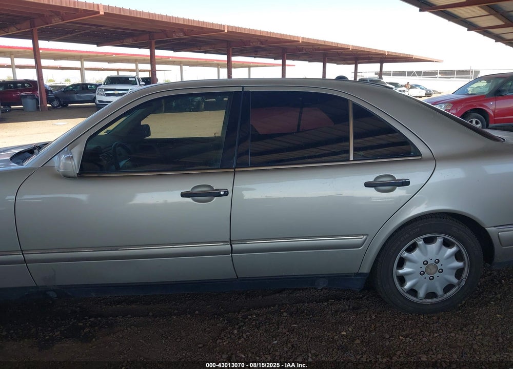 1999 MERCEDES-BENZ E 320 VIN: WDBJF65H5XA795795