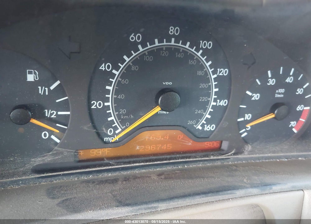 1999 MERCEDES-BENZ E 320 VIN: WDBJF65H5XA795795