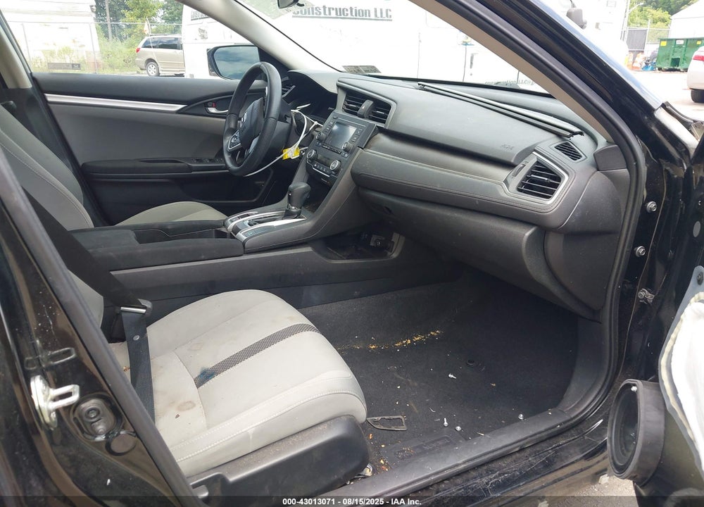 2019 HONDA CIVIC VIN: 2HGFC2F65KH559570
