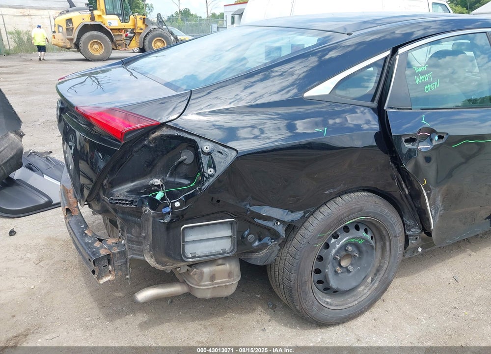 2019 HONDA CIVIC VIN: 2HGFC2F65KH559570
