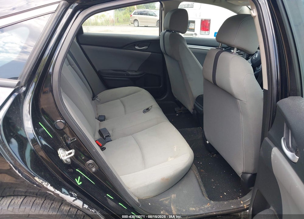 2019 HONDA CIVIC VIN: 2HGFC2F65KH559570