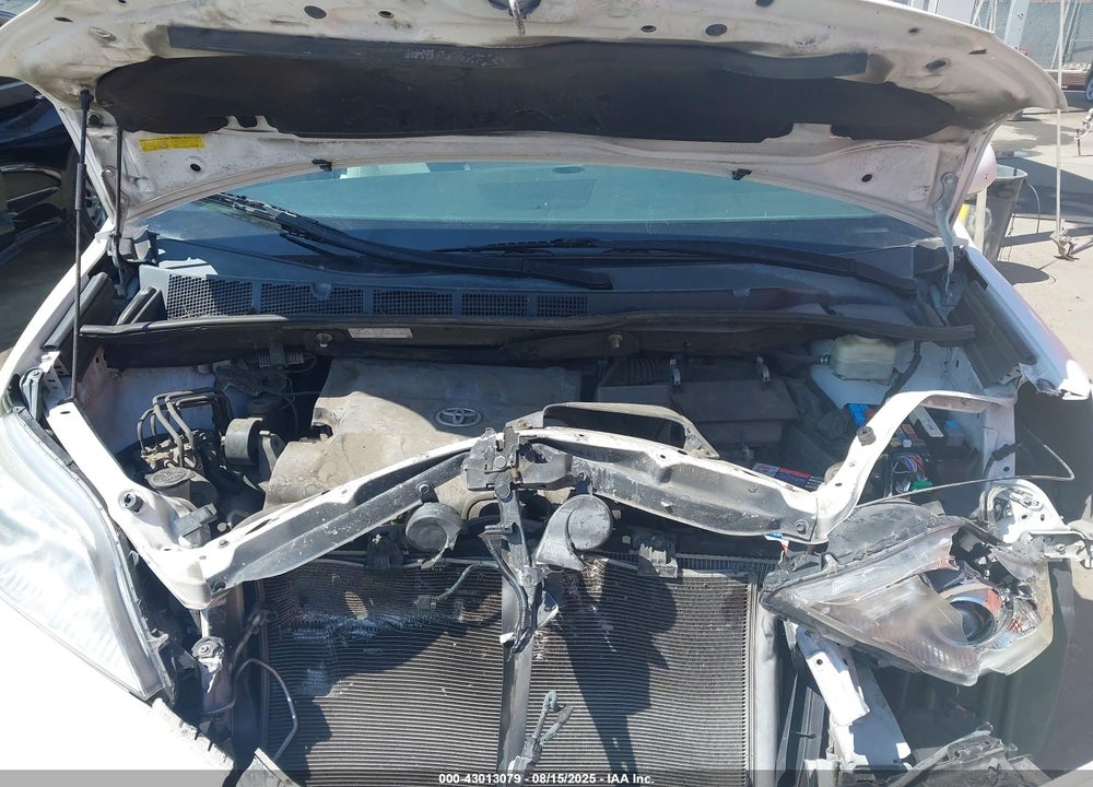2016 TOYOTA SIENNA LE 8 PASSENGER VIN: 5TDKK3DCXGS722513