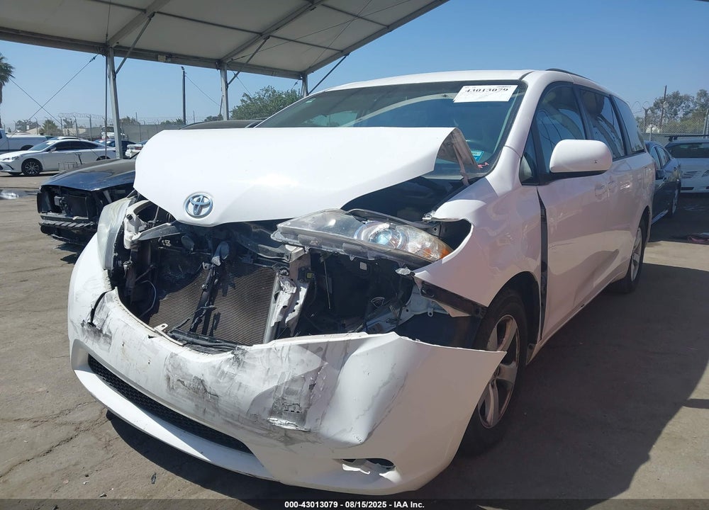 2016 TOYOTA SIENNA LE 8 PASSENGER VIN: 5TDKK3DCXGS722513