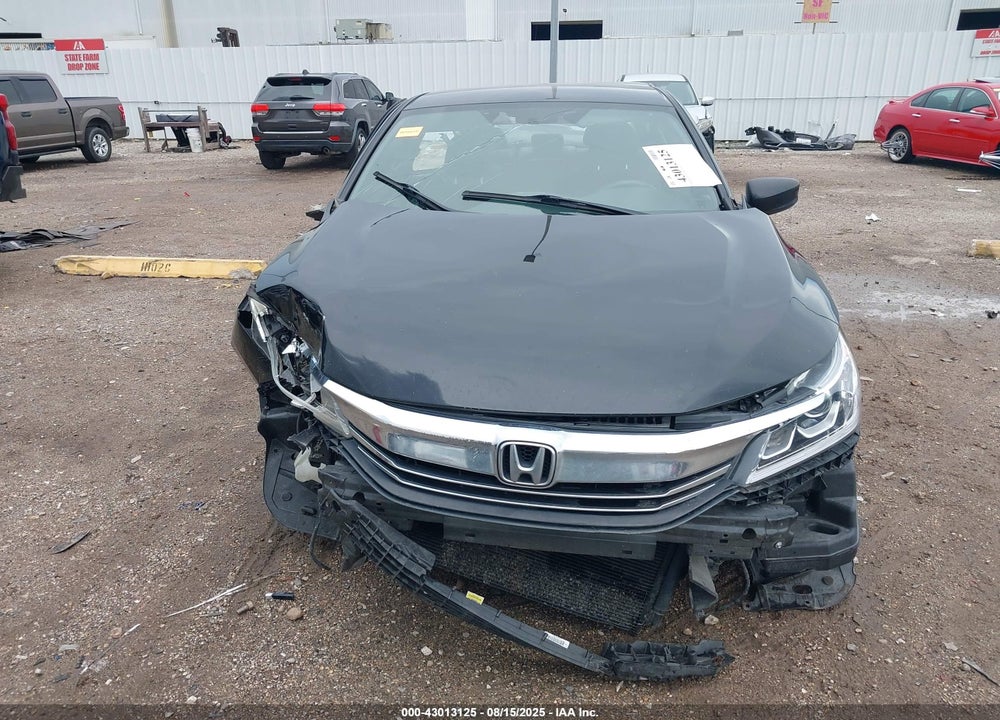 2017 HONDA ACCORD VIN: 1HGCR2F58HA164332