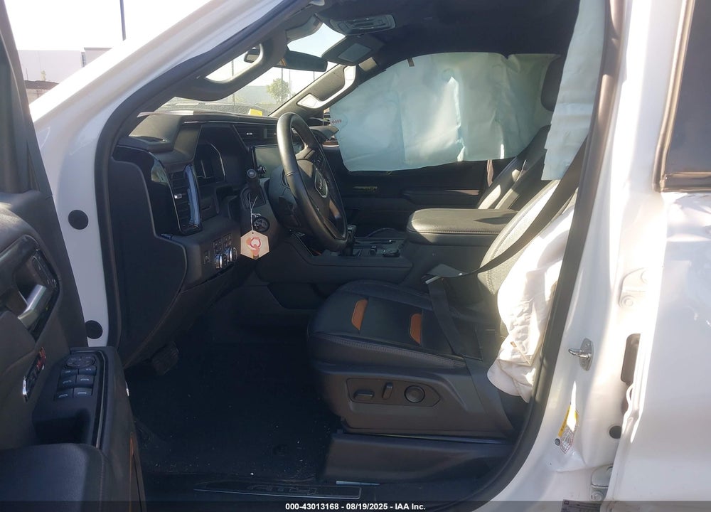 2023 GMC SIERRA 1500 4WD SHORT BOX AT4 VIN: 1GTUUEEL2PZ289328