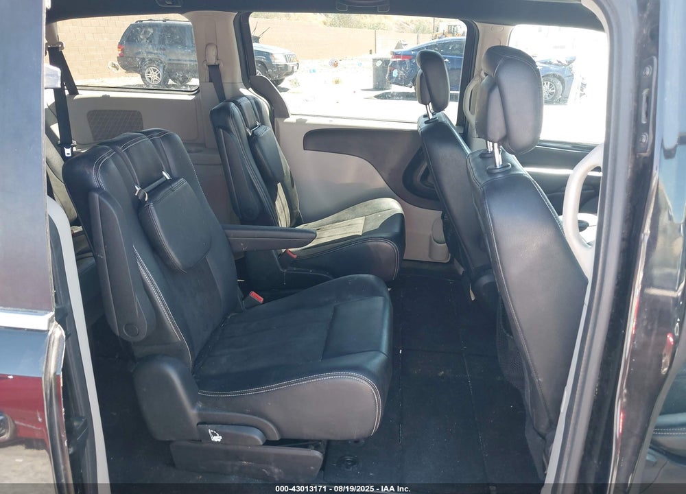 2019 DODGE GRAND CARAVAN SXT VIN: 2C4RDGCG3KR743824
