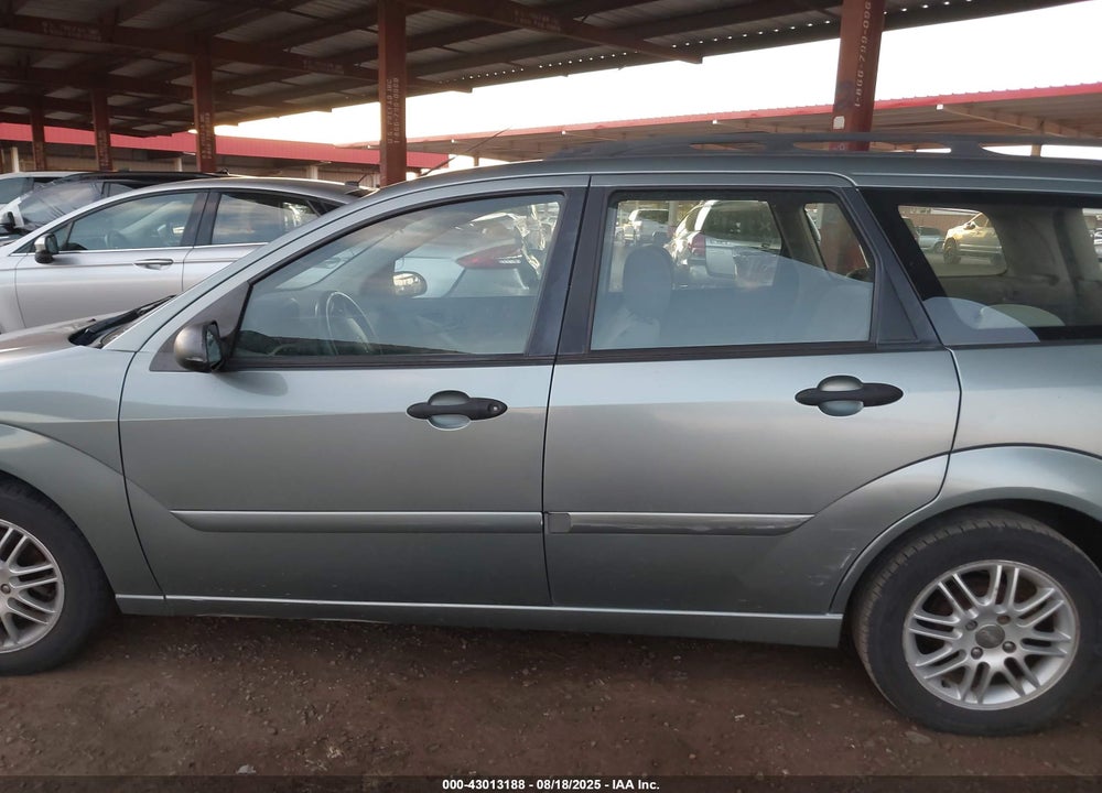 2005 FORD FOCUS ZXW VIN: 1FAHP36NX5W206651