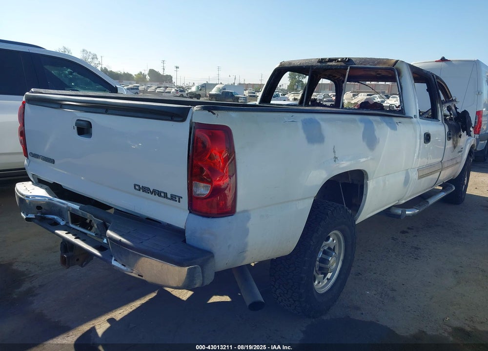 2004 CHEVROLET SILVERADO 2500HD LT VIN: 1GCHK23204F260360