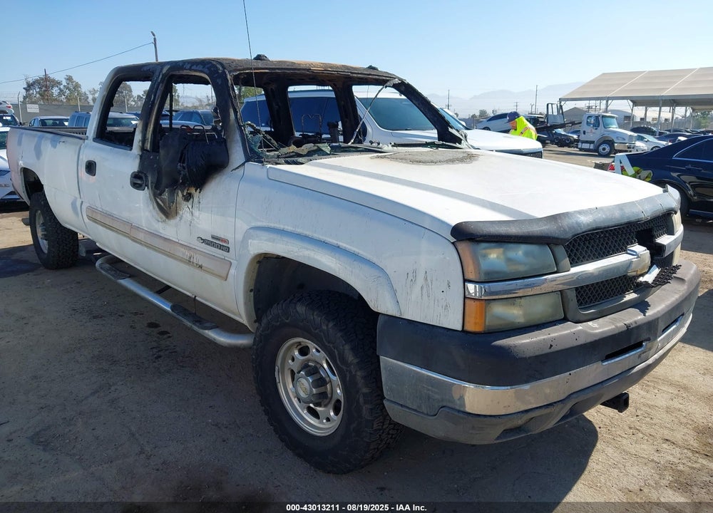2004 CHEVROLET SILVERADO 2500HD LT VIN: 1GCHK23204F260360