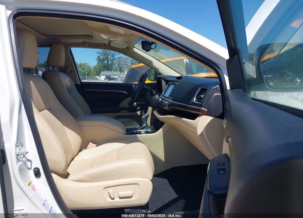 2015 TOYOTA HIGHLANDER VIN: 5TDDKRFH8FS120969