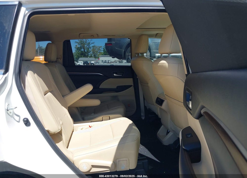 2015 TOYOTA HIGHLANDER VIN: 5TDDKRFH8FS120969