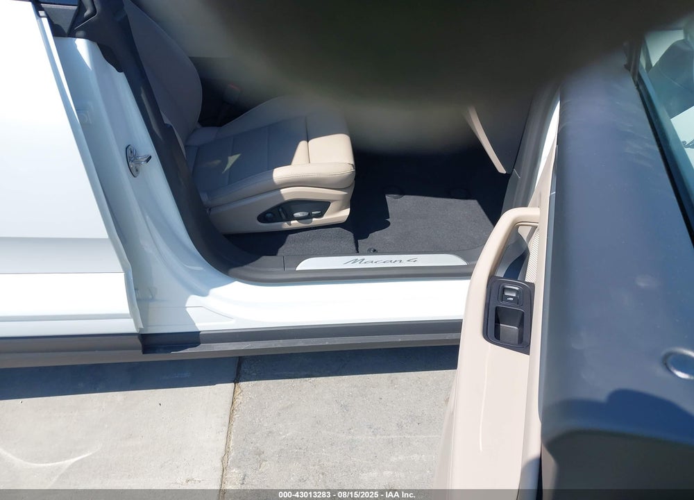 2025 PORSCHE MACAN VIN: WP1AA2XA2SL000364
