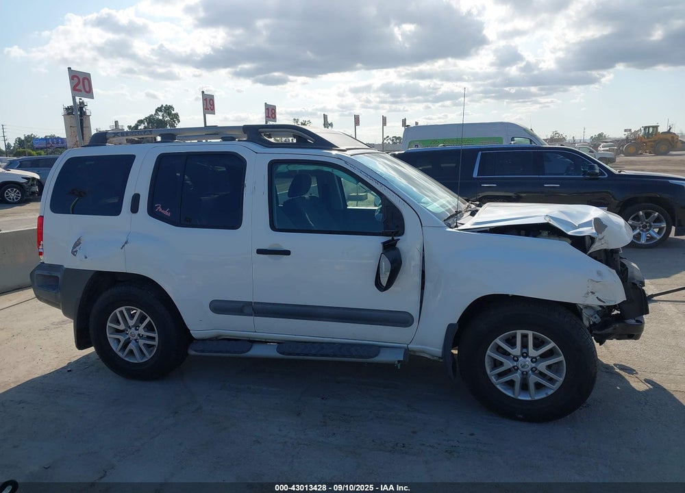 2015 NISSAN XTERRA VIN: 5N1AN0NU1FN666406