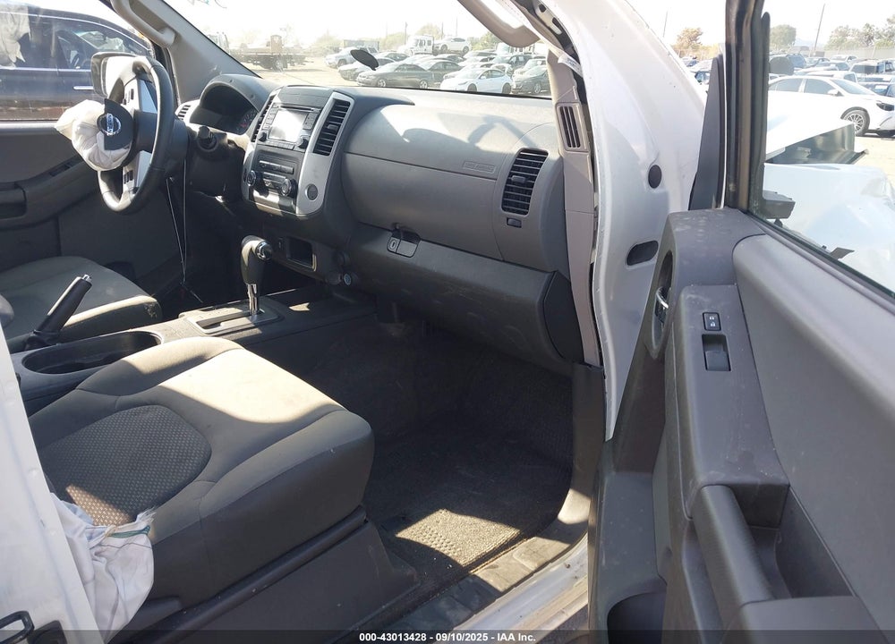2015 NISSAN XTERRA VIN: 5N1AN0NU1FN666406