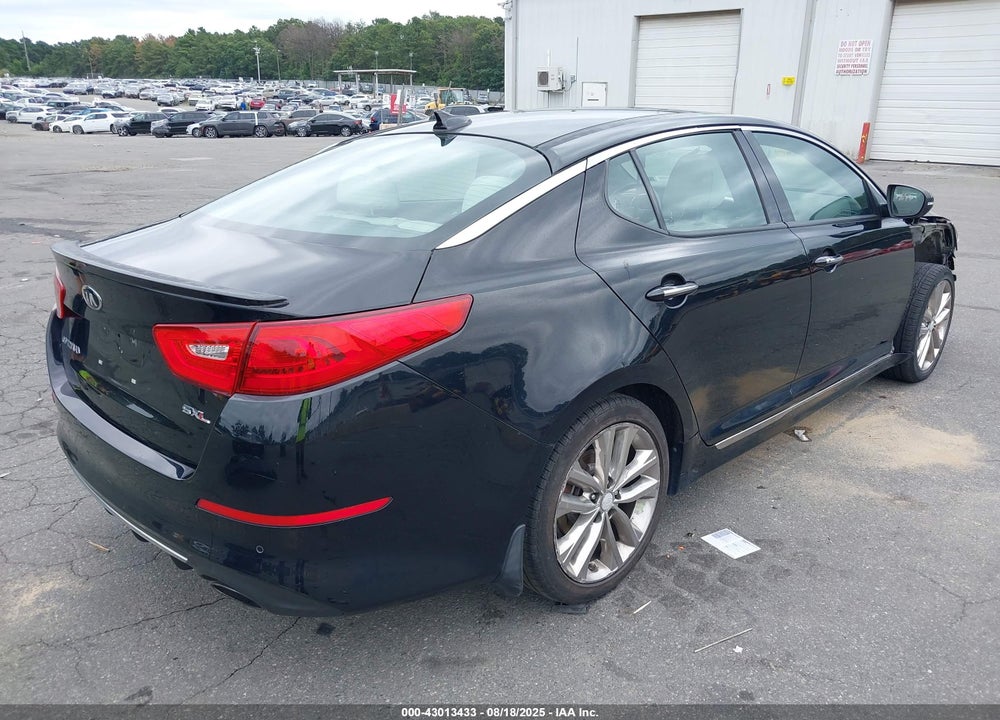 2015 KIA OPTIMA VIN: 5XXGR4A67FG365829
