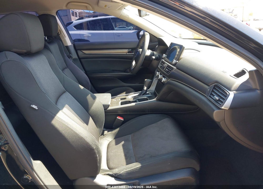 2018 HONDA ACCORD LX VIN: 1HGCV1F11JA161037