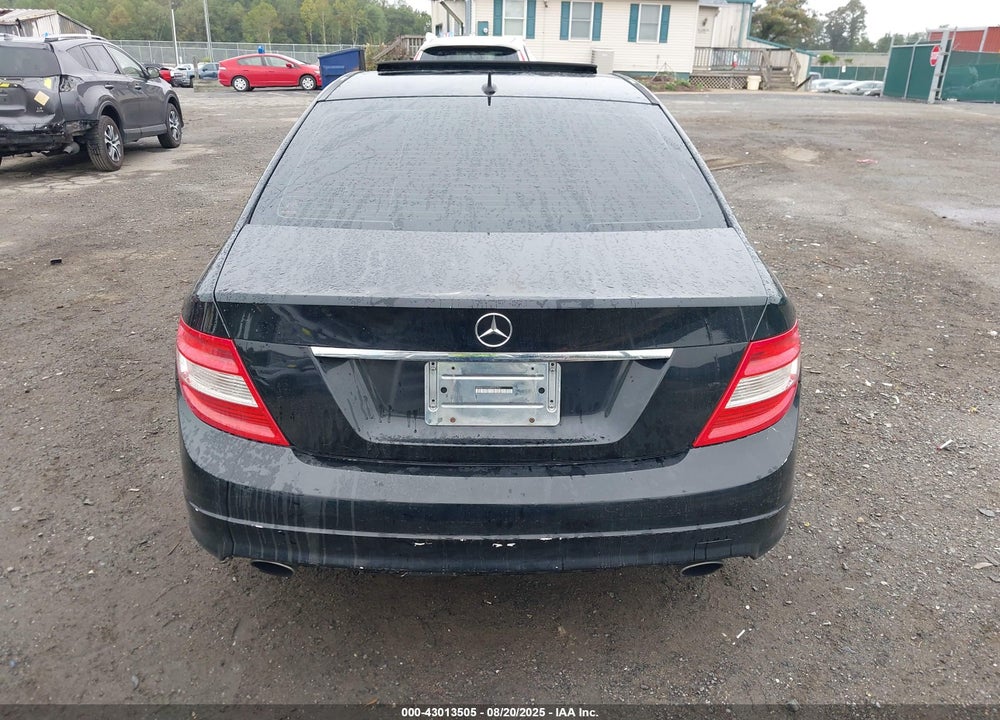 2009 MERCEDES-BENZ C 300 LUXURY/SPORT VIN: WDDGF54X39R082760