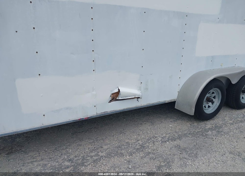 2000 ROADRUNNER TRAILER CARGO VIN: 1Z9BV2021YF147018