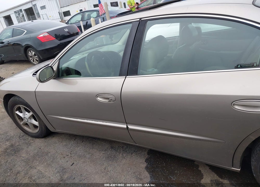 2002 OLDSMOBILE AURORA 3.5 VIN: 1G3GR64H624105726