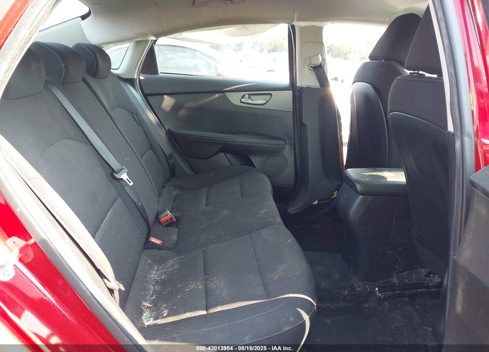 2019 KIA FORTE VIN: 3KPF24AD9KE099151