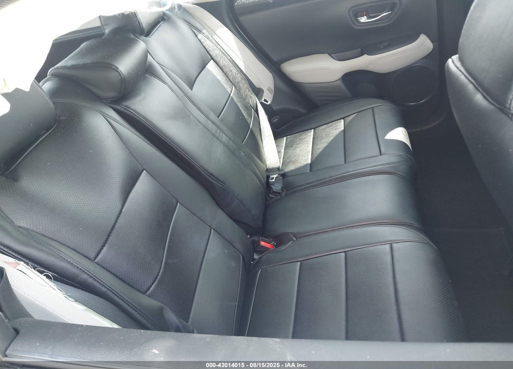 2025 HONDA HR-V VIN: 3CZRZ1H39SM705665