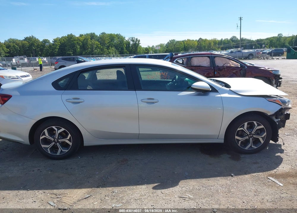 2019 KIA FORTE VIN: 3KPF24AD0KE089396