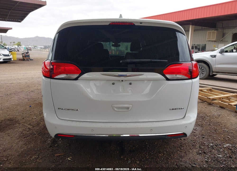 2018 CHRYSLER PACIFICA LIMITED VIN: 2C4RC1GG0JR185438