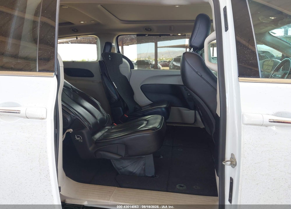 2018 CHRYSLER PACIFICA LIMITED VIN: 2C4RC1GG0JR185438