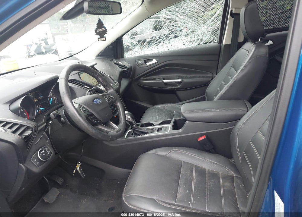 2018 FORD ESCAPE VIN: 1FMCU9J92JUB34517
