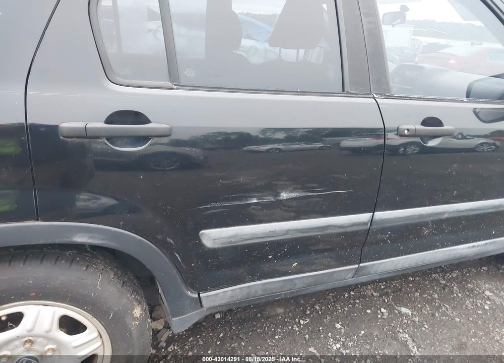 2005 HONDA CR-V LX VIN: SHSRD68565U304126