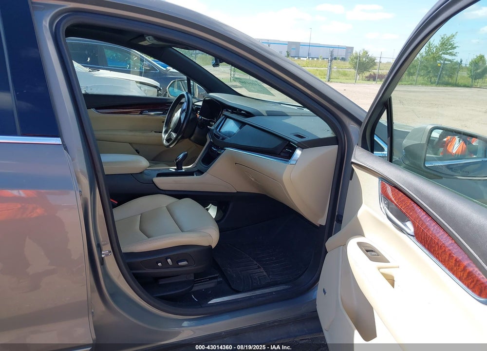 2019 CADILLAC XT5 LUXURY VIN: 1GYKNDRS1KZ119707